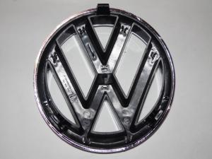 VW Passat [B7] 2011-2015 Эмблема