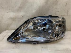 Lada Largus 2012- Фара Левая