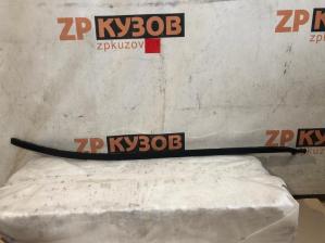 Toyota LC 200 2008 Молдинг лобового стекла 