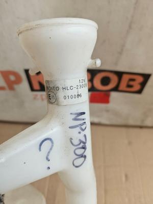 NP300 2008- Бачок омывателя
