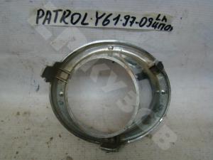 Patrol Y61 97-09 Рамка ПТФ LH
