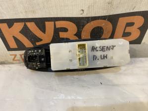 Hyundai Accent 2000> Блок управления стеклоподъемниками 