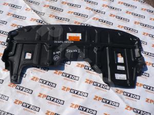 Nissan Teana J32 08-13 Пыльник моторного отсека