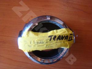Teana J32 08-13 Эмблема Передняя

