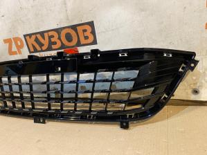 Kaiyi E5 2022- Решетка в бампер нижняя