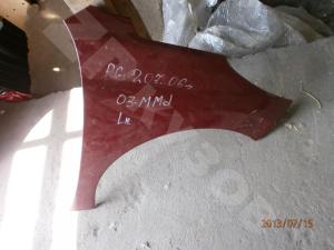 Peugeot 207 2006 Крыло переднее RH
