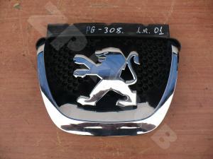 Peugeot 308 07 Решетка радиатора
