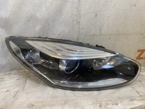 Renault Megane III 2009 Фара RH