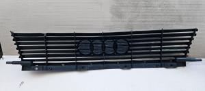 Audi 100 [C3] 82-90 Решетки радиатора 