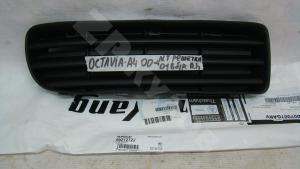 Skoda Octavia A4 1U TOUR 00-11 Боковая решетка RH