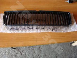 Skoda Octavia A4 1U TOUR 00-11 Центральная решетка