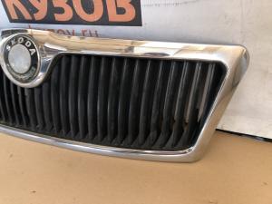 Skoda Octavia A5 1Z 04-13 Решетка радиатора 04-09