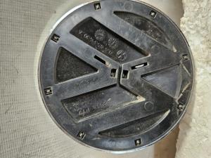VW Touareg 02-10 Эмблема