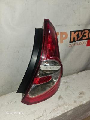Renault Sandero 2009 Фонарь RH