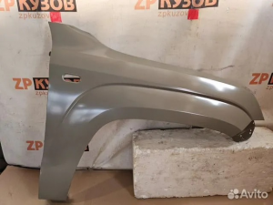 VW Amarok 2009- Крылья передние Правое 