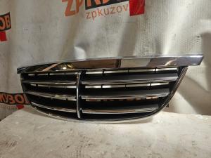 Ssang Yong Kyron 2005 Решетка радиатора