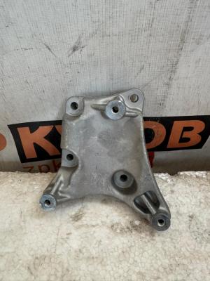 Chevrolet Cobalt Кронштейн Кронштейн Компрессора 