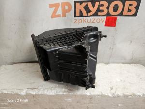 Kia Sportage 2016- Двигатель Корпус воздушного фильтра