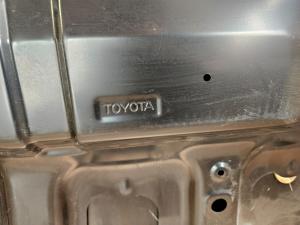 Toyota Highlander I 01-06 Капот