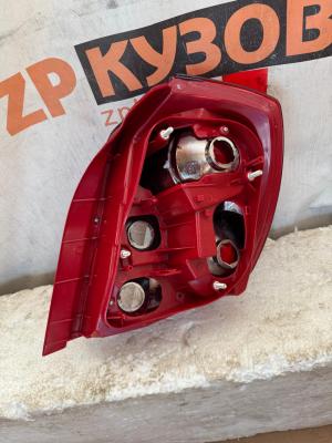 Chevrolet Lacetti 2003-2013 Фонарь Sdn RH