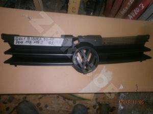 VW Golf 4 Bora 97-05 Решетка радиатора
