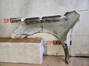 VW Golf 5 04-09 Крыло переднее RH