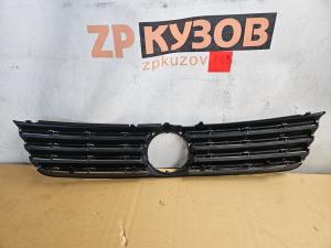 VW Passat [B5] 96-00 Решетка радиатора