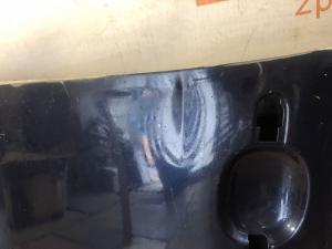 VW Polo HB 2009-2017 Дверь Пер. RH