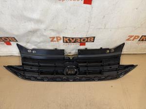 VW Tiguan 2016-2020 Решетка радиатора