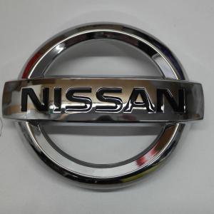 Nissan Qashqai J10 Эмблемы Пер