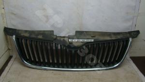 Skoda Yeti 2009- Решетка радиатора