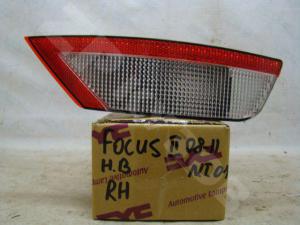 Focus II Фонарь зад. бампера RH
