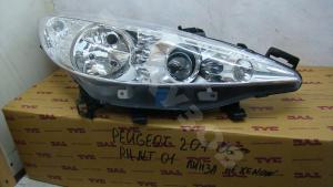 Peugeot 207 2006 Фара RH
