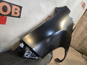 Chevrolet Spark 2011- Крыло переднее LH