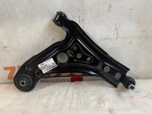 Ravon Nexia R3 Передняя Рычаги Правый