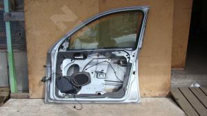 Mondeo III 00-07 Дверь Пер. RH
