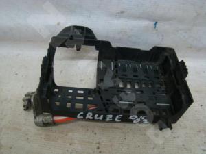 Cruze 2009- Блок предохранителя
