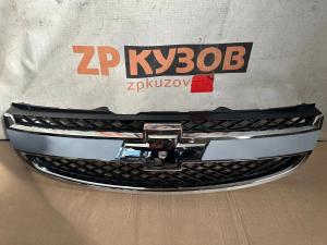 Chevrolet Epica 2006- Решетка радиатора
