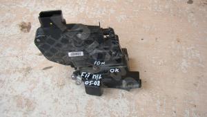 Ford Focus II замок двери передней Lh