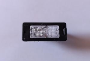 VW Polo Sed RUS 2010-2020 Подсветка ГРЗ на богажнике