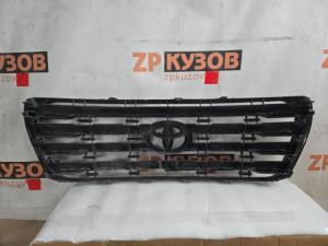 Toyota LC 200 2008 решетка радиатора