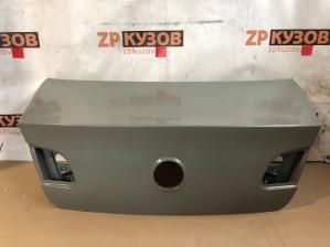 VW Passat [B6] 05-10 Крышка багажника