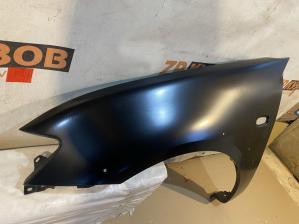 Mitsubishi L200 KB 06- Крыло переднее