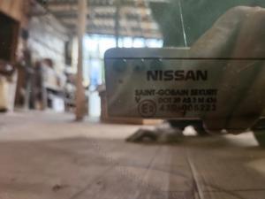 Nissan Note E11 06-13 Стекло Заднее
