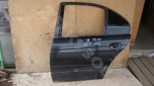 BMW E39 95-03 дверь задняя Lh