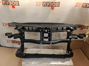 VW Passat [B6] 05-10 Панель передняя