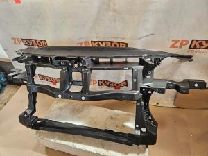 VW Passat [B6] 05-10 Панель передняя