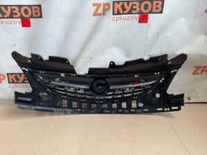 Opel Corsa D 06- Решетка радиатора 11-