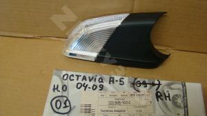 Skoda Octavia A5 1Z 04-13 Поворотник в зеркало Rh