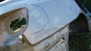 Hyundai Elantra 00-05 Крыло заднее RH